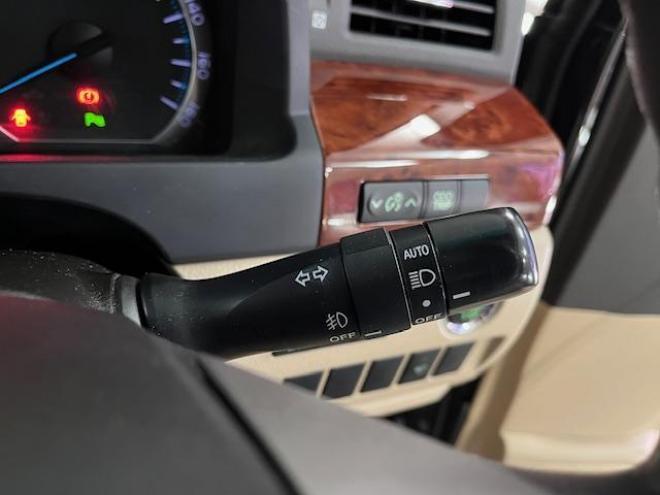 アルファード２４０Ｓリミテッド　本州仕入　禁煙車　ＷＡＫＯＳバリアスコーティング済　純正１８インチＡＷ　社外１６ＡＷ＋スタッドレスタイヤ付　両側パワースライドドア　純正ＨＤＤナビ（フルセグ地デジ　ＤＶＤ再生　Ｂｌｕｅｔｏｏｔｈ）＋バックカメラ　エンジンスターター　コーナーセンサー　横滑り防止装置　ＨＩＤ　ＥＴＣ 　タイミングチェーン 4WD 2400 5Dr