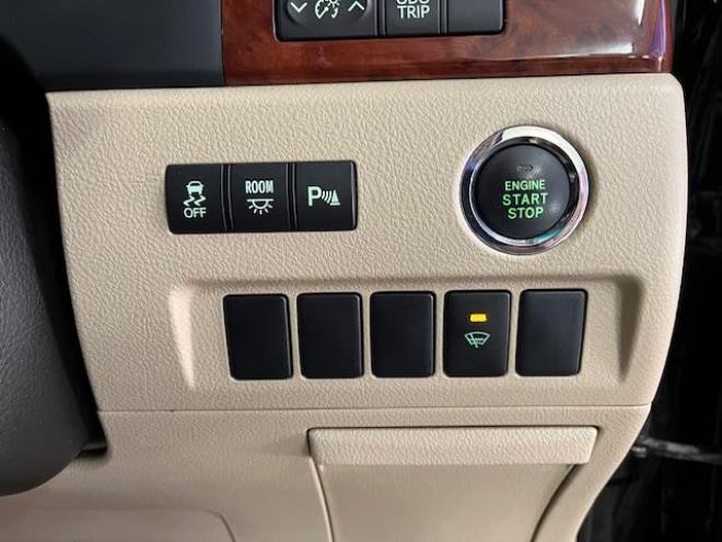 アルファード２４０Ｓリミテッド　本州仕入　禁煙車　ＷＡＫＯＳバリアスコーティング済　純正１８インチＡＷ　社外１６ＡＷ＋スタッドレスタイヤ付　両側パワースライドドア　純正ＨＤＤナビ（フルセグ地デジ　ＤＶＤ再生　Ｂｌｕｅｔｏｏｔｈ）＋バックカメラ　エンジンスターター　コーナーセンサー　横滑り防止装置　ＨＩＤ　ＥＴＣ 　タイミングチェーン 4WD 2400 5Dr