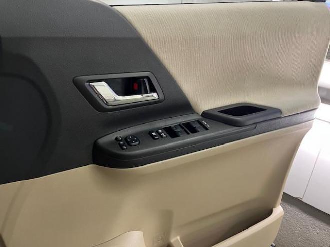 アルファード２４０Ｓリミテッド　本州仕入　禁煙車　ＷＡＫＯＳバリアスコーティング済　純正１８インチＡＷ　社外１６ＡＷ＋スタッドレスタイヤ付　両側パワースライドドア　純正ＨＤＤナビ（フルセグ地デジ　ＤＶＤ再生　Ｂｌｕｅｔｏｏｔｈ）＋バックカメラ　エンジンスターター　コーナーセンサー　横滑り防止装置　ＨＩＤ　ＥＴＣ 　タイミングチェーン 4WD 2400 5Dr