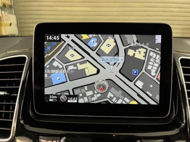 ベンツＧＬＳ３５０ｄ　４マチックスポーツ　禁煙車　ＡＭＧ２１インチＡＷ　社外２０ＡＷ＋スタッドレスタイヤ付　純正ナビ（フルセグ地デジ　Ｂｌｕｅｔｏｏｔｈ）＋バックカメラ　３６０℃カメラ　ハーマンカードンオーディオ　パークトロニック　電動サンルーフ　ブラックレザーシート　パワートランク　シートヒーター　キーレスゴー　パドルシフト　ＥＴＣ 4WD 3000 5Dr