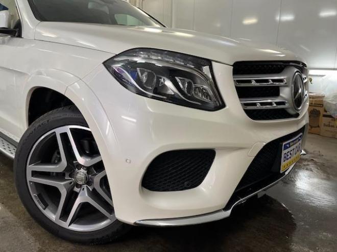 ベンツＧＬＳ３５０ｄ　４マチックスポーツ　禁煙車　ＡＭＧ２１インチＡＷ　社外２０ＡＷ＋スタッドレスタイヤ付　純正ナビ（フルセグ地デジ　Ｂｌｕｅｔｏｏｔｈ）＋バックカメラ　３６０℃カメラ　ハーマンカードンオーディオ　パークトロニック　電動サンルーフ　ブラックレザーシート　パワートランク　シートヒーター　キーレスゴー　パドルシフト　ＥＴＣ 4WD 3000 5Dr