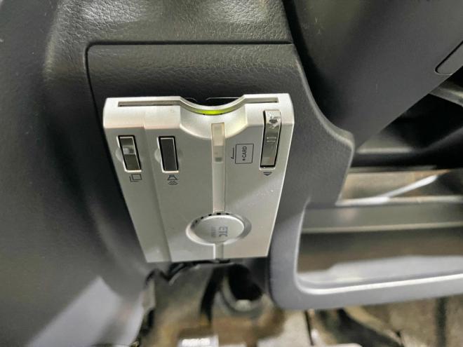 ワゴンRFXリミテッド 4WD 5年保証 スマキー ナビTV 夏冬タイヤ シートヒーター ETC 寒冷地仕様 禁煙