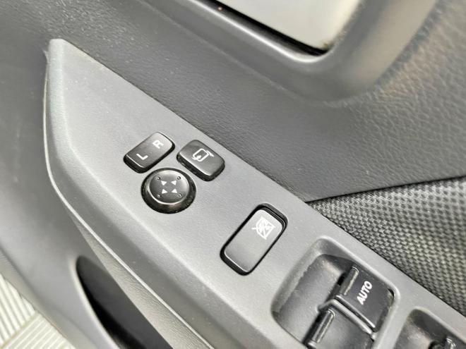 ワゴンRFXリミテッド 4WD 5年保証 スマキー ナビTV 夏冬タイヤ シートヒーター ETC 寒冷地仕様 禁煙