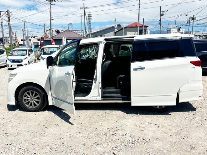 エルグランド2.5 250ハイウェイスター 4WD　ローンが不安な方＜優遇ローン＞1年保証　寒冷地仕様　両側Pスラ　純正ナビ 