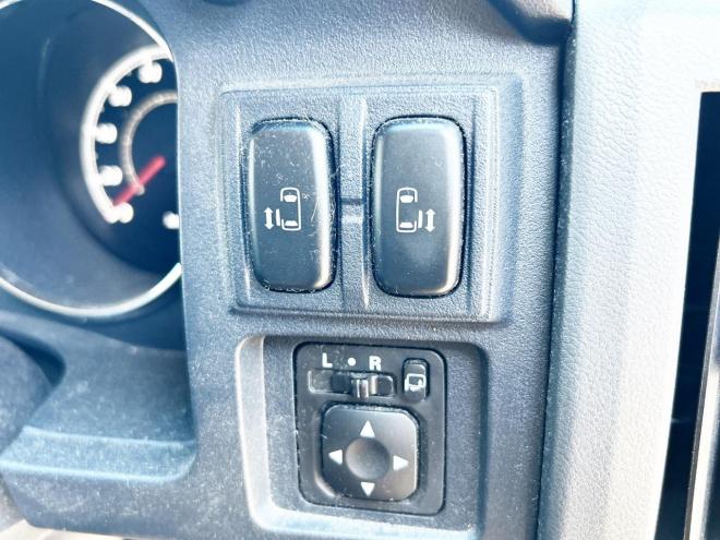 デリカD5　2.4Gパワーパッケージ 4WD　ローンが不安な方＜優遇ローン＞本州仕入　両側パワスラ　社外ナビ　ETC 4WD