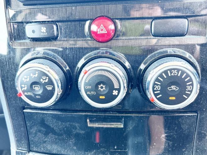 デリカD5　2.4Gパワーパッケージ 4WD　ローンが不安な方＜優遇ローン＞本州仕入　両側パワスラ　社外ナビ　ETC 4WD