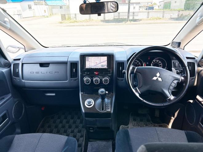 デリカD5　2.4Gパワーパッケージ 4WD　ローンが不安な方＜優遇ローン＞本州仕入　両側パワスラ　社外ナビ　ETC 4WD
