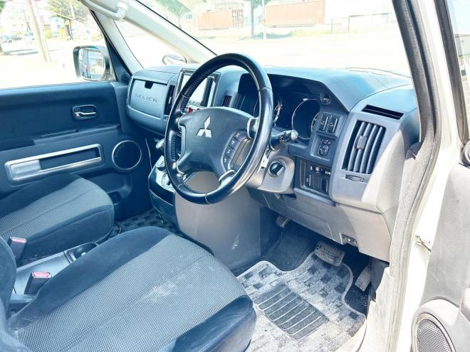 デリカD5　2.4Gパワーパッケージ 4WD　ローンが不安な方＜優遇ローン＞本州仕入　両側パワスラ　社外ナビ　ETC 4WD