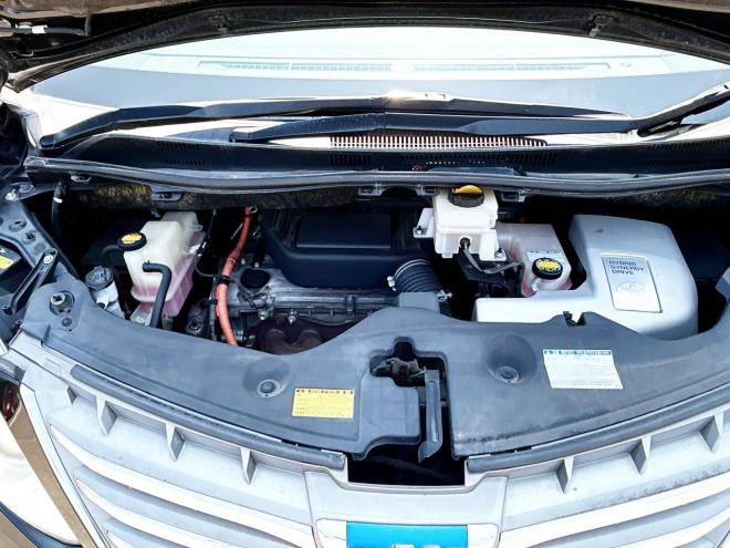 アルファードハイブリッド2.4X 4WD　ローンが不安な方＜優遇ローン＞本州仕入　両側パワスラ　純正ナビ　ETC 4WD