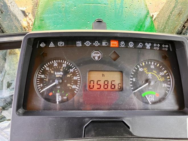 トラクタージョンディア　中古　6400D