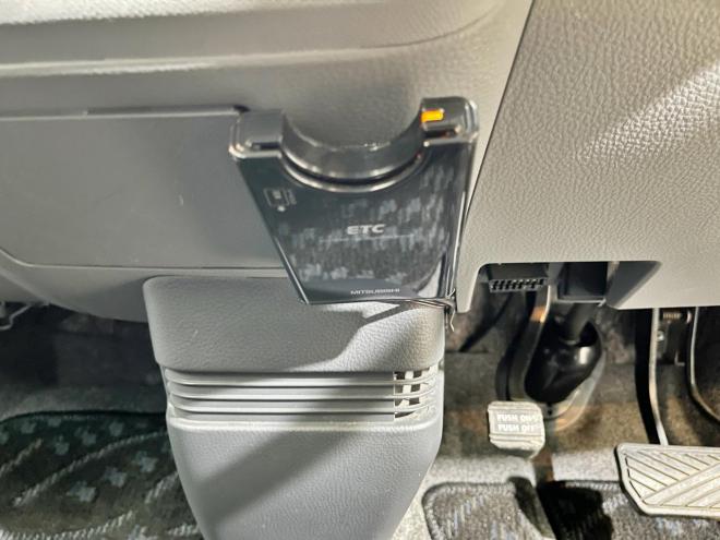 ワゴンRFXリミテッド 4WD 5年保証 スマキー 夏冬タイヤ ETC シートヒーター 寒冷地仕様 禁煙 修復歴無