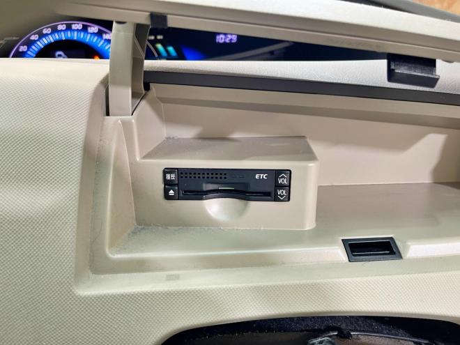 エスティマハイブリッド2.4X 4WD 5年保証 スマキー 両側パワスラ ナビTV Bカメ ETC 寒冷地仕様 禁煙 修復歴無