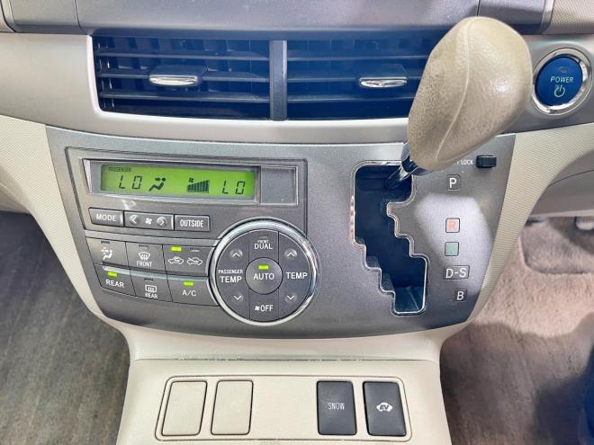 エスティマハイブリッド2.4X 4WD 5年保証 スマキー 両側パワスラ ナビTV Bカメ ETC 寒冷地仕様 禁煙 修復歴無