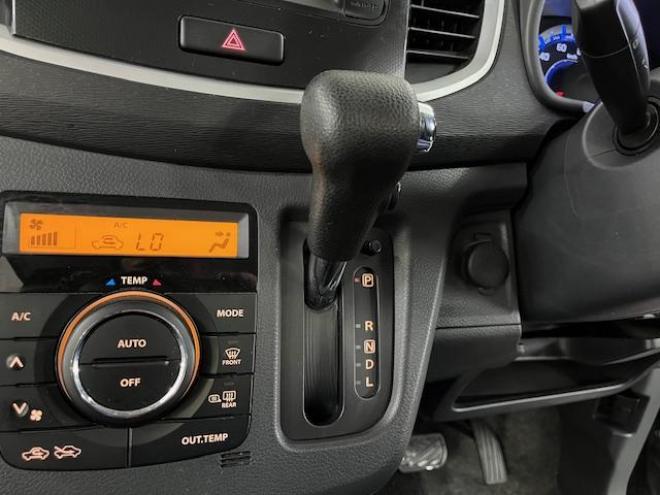 ワゴンRスティングレーＸ　本州仕入　ワンオーナー　寒冷地仕様　禁煙車　ＷＡＫＯＳバリアスコーティング済　純正１４インチＡＷ　社外１４インチＡＷ＋スタッドレスタイヤ付　純正スマートフォン連携ナビ（ワンセグ地デジ　Ｂｌｕｅｔｏｏｔｈ）＋バックカメラ　ドライブレコーダー　ＰＵＳＨスタート　スマートキー　ミラーヒーター　シートヒーター　ベンチシート　盗難防止装置　ＨＩＤヘッドライト　アイドリングストップ 4WD 660 5Dr