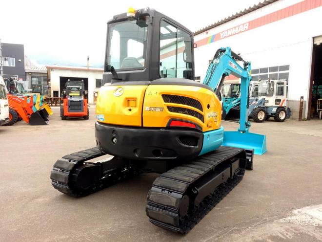 バックホークボタ　U40-6E　バケット容量0.18m3