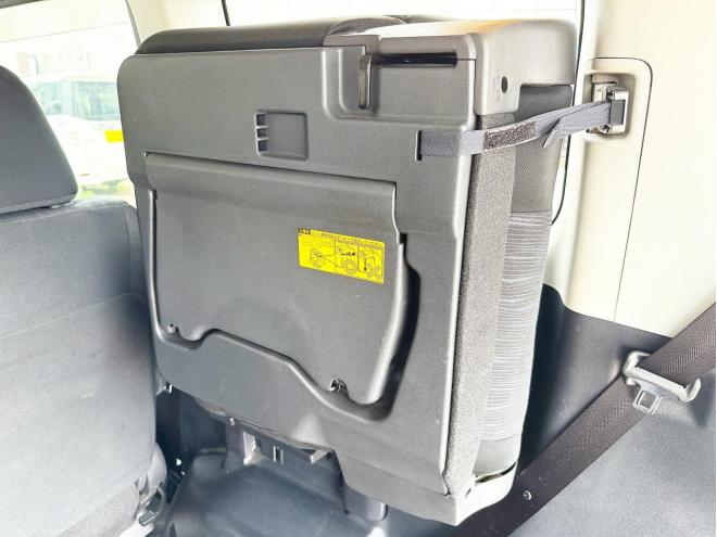 ノア2.0Si 4WD　ローンが不安な方＜優遇ローン＞1年保証　寒冷地仕様　両側Pスラ　純正ナビ