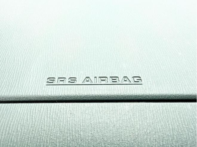 ノア2.0Si 4WD　ローンが不安な方＜優遇ローン＞1年保証　寒冷地仕様　両側Pスラ　純正ナビ