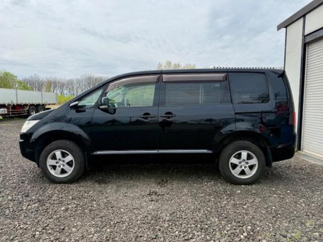 デリカ2.4Gパワーパッケージ 4WD 4WD 2400 5Dr