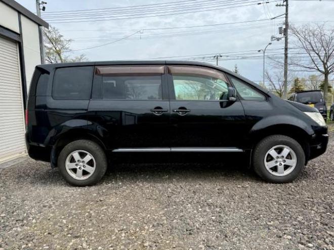 デリカ2.4Gパワーパッケージ 4WD 4WD 2400 5Dr