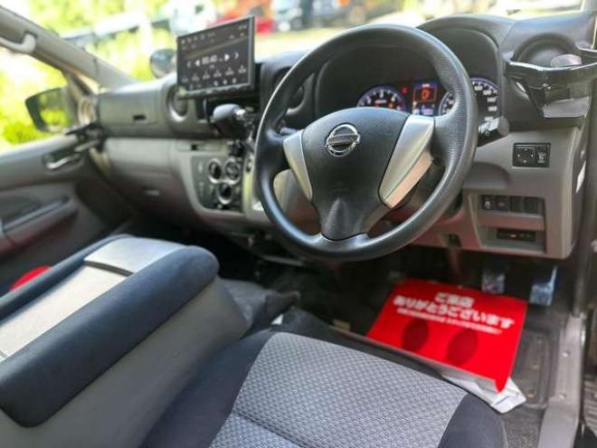 キャラバンNV350 2.5 プレミアムGX ロングボディ ディーゼルターボ 4WD　ETC/ミラーモニター/後席モニタ/社外ナビ 2500