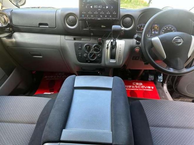 キャラバンNV350 2.5 プレミアムGX ロングボディ ディーゼルターボ 4WD　ETC/ミラーモニター/後席モニタ/社外ナビ 2500