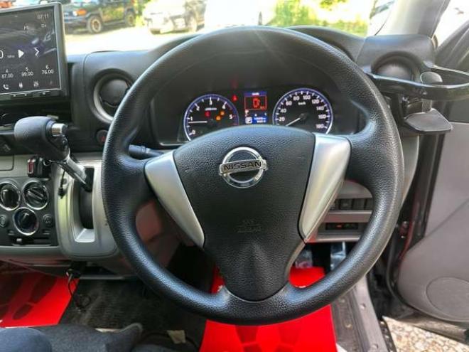 キャラバンNV350 2.5 プレミアムGX ロングボディ ディーゼルターボ 4WD　ETC/ミラーモニター/後席モニタ/社外ナビ 2500