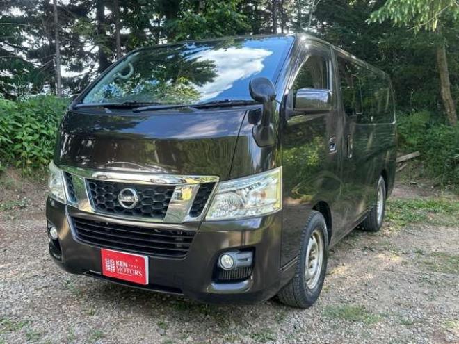 キャラバンNV350 2.5 プレミアムGX ロングボディ ディーゼルターボ 4WD　ETC/ミラーモニター/後席モニタ/社外ナビ 2500