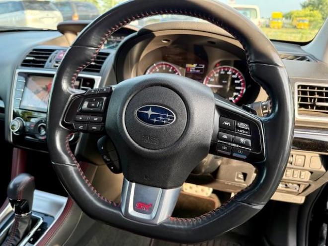 レヴォーグ1.6STIスポーツ アイサイト 4WD　ＳＴＩフルエアロ　フロントリップ付 4WD 1600 5Dr