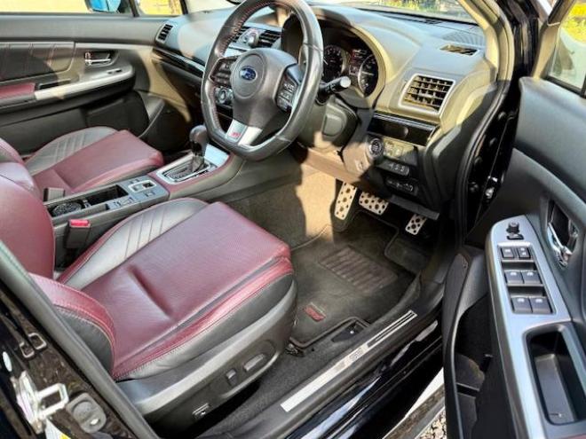 レヴォーグ1.6STIスポーツ アイサイト 4WD　ＳＴＩフルエアロ　フロントリップ付 4WD 1600 5Dr