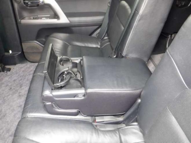 ランドクルーザー200 4.6 ZX 4WD　本州仕入・ナビ・TV・B/T・サンルーフ・革 4600