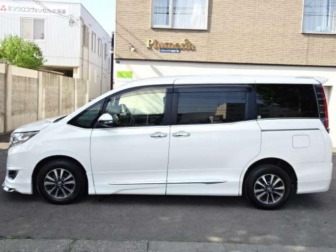 エスクァイア2.0 Gi 4WD　本州車 保証1年 本革 モデリスタ 衝突軽減 2000