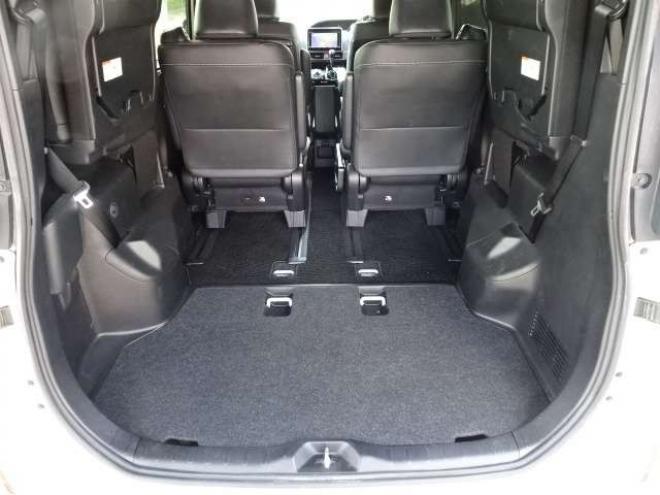 エスクァイア2.0 Gi 4WD　本州車 保証1年 本革 モデリスタ 衝突軽減 2000
