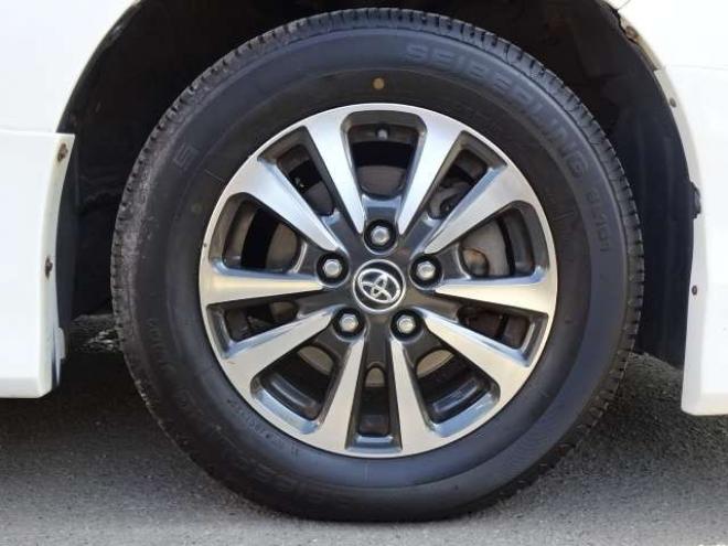 エスクァイア2.0 Gi 4WD　本州車 保証1年 本革 モデリスタ 衝突軽減 2000