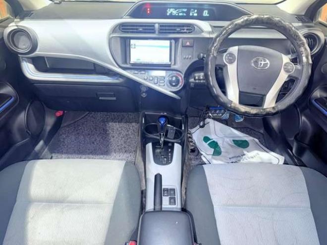 アクア1.5 S　下廻防錆TVナビBカメEスタETC 2WD 1500