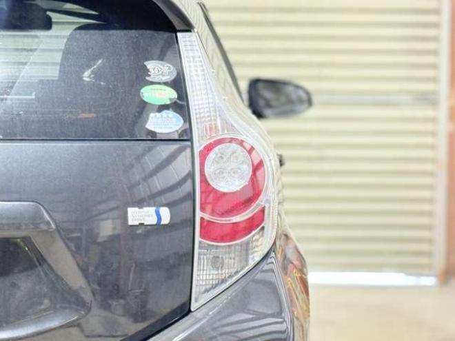 アクア1.5 S　下廻防錆TVナビBカメEスタETC 2WD 1500