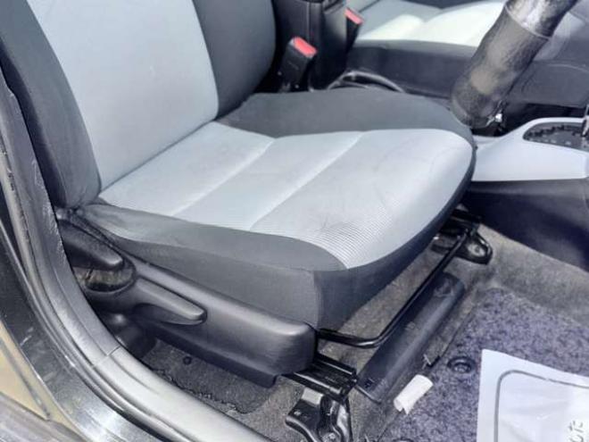 アクア1.5 S　下廻防錆TVナビBカメEスタETC 2WD 1500