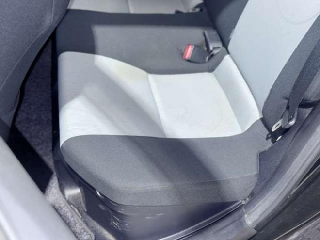 アクア1.5 S　下廻防錆TVナビBカメEスタETC 2WD 1500