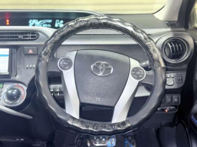 アクア1.5 S　下廻防錆TVナビBカメEスタETC 2WD 1500
