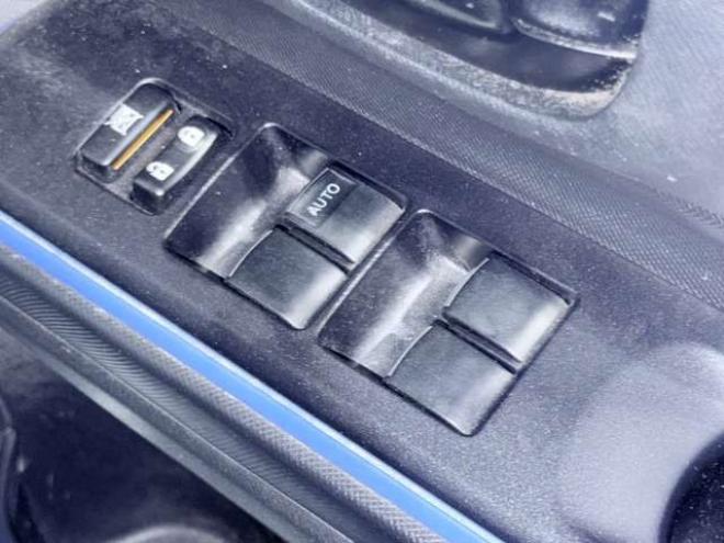 アクア1.5 S　下廻防錆TVナビBカメEスタETC 2WD 1500