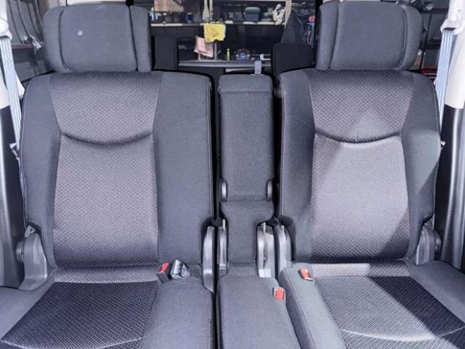セレナ2.0 ハイウェイスター Vセレクション 4WD　下廻防錆TVナビBカメEスタ後モニETC 2000