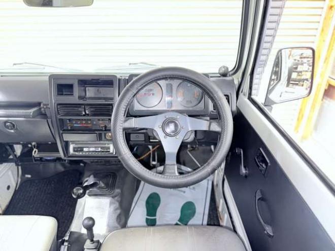 ジムニー550 ターボ バン 4WD　下部防錆CD 550