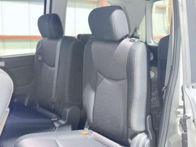 セレナ2.0 ハイウェイスター 4WD　下部防錆 2000