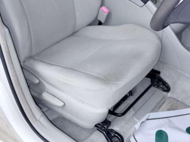 プリウス1.8 S　下廻防錆CDスマートキー 2WD 1800