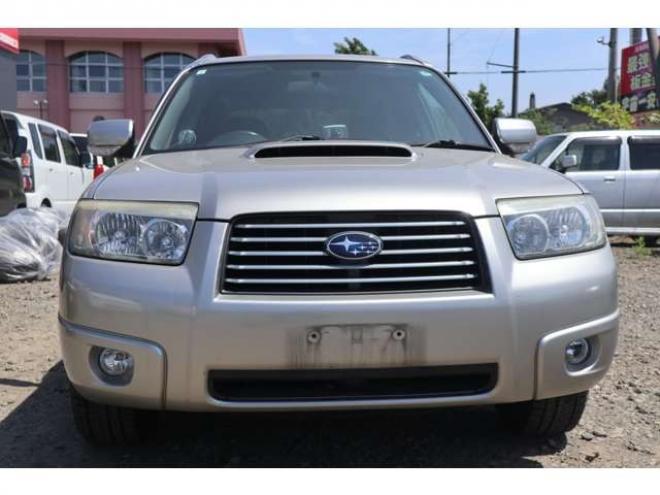 フォレスター2.0 XT 4WD　ナビ・TV・Bカメラ・ターボ・走行1.7万k 2000