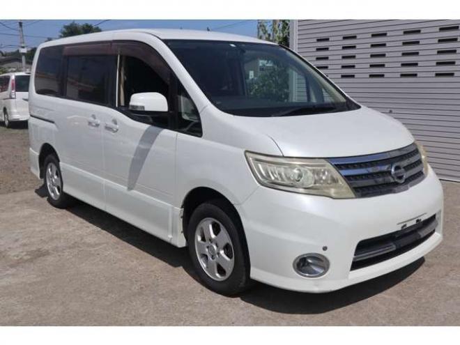 セレナ2.0 ハイウェイスター Vセレクション 4WD　両パワスラ・ナビTV・Bカメラ 2000
