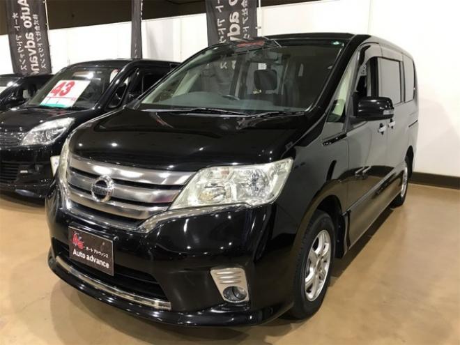 セレナ2.0 ハイウェイスター Vセレクション 4WD　クルコン　ナビ　Pドア　フリップダウン 2000