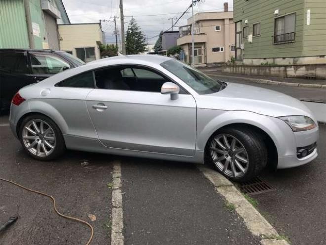 アウディTT クーペ 2.0 TFSI クワトロ 4WD　TV　エンスタ　ターボ　4WD　HID 2000