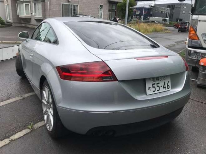 アウディTT クーペ 2.0 TFSI クワトロ 4WD　TV　エンスタ　ターボ　4WD　HID 2000