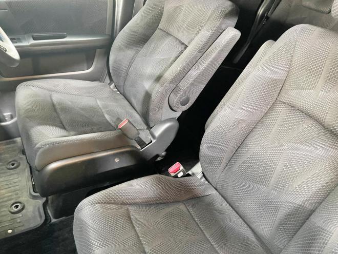 ステップワゴン2.0スパーダZi 4WD 5年保証 スマキー 両側パワスラ ナビTV Bカメ ETC 寒冷地仕様 禁煙 車検整備2年付 修復歴無