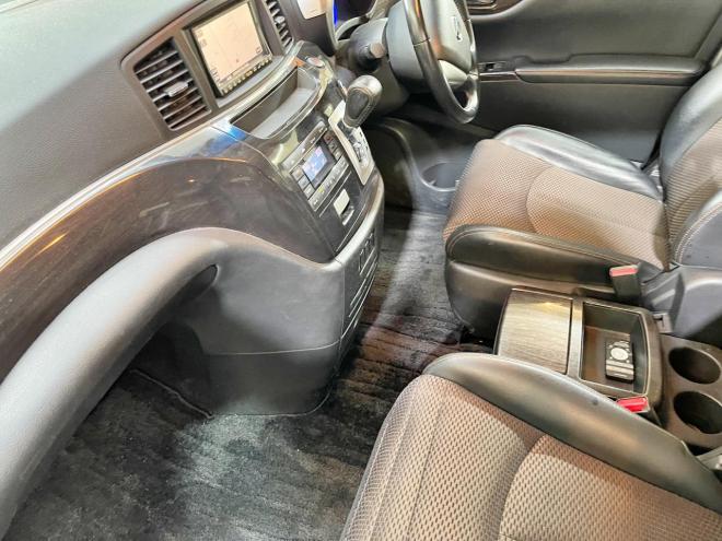 エルグランド250ハイウェイスター 4WD 5年保証 スマキー パワスラ ナビTV Bカメ ETC 後席モニタ 寒冷地仕様 禁煙 車検整備2年付 修復歴無